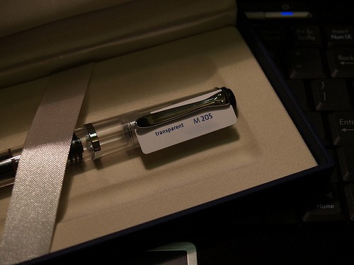 小白点直液式钢笔测评,百利金钢笔m205测评