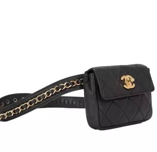 你花1000块买的包，背上却像卖菜的