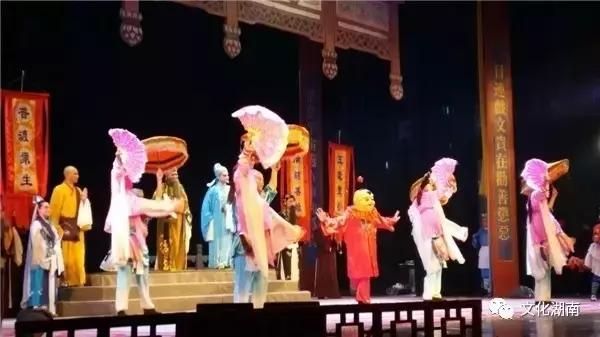 目连救母京剧片段,目连救母剧情