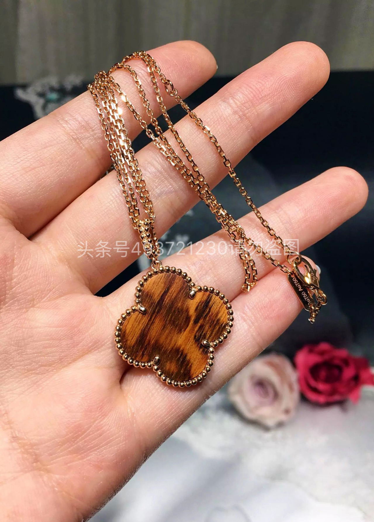 四叶草项链梵克雅宝红色颜色区别,梵克雅宝四叶草项链买什么颜色好