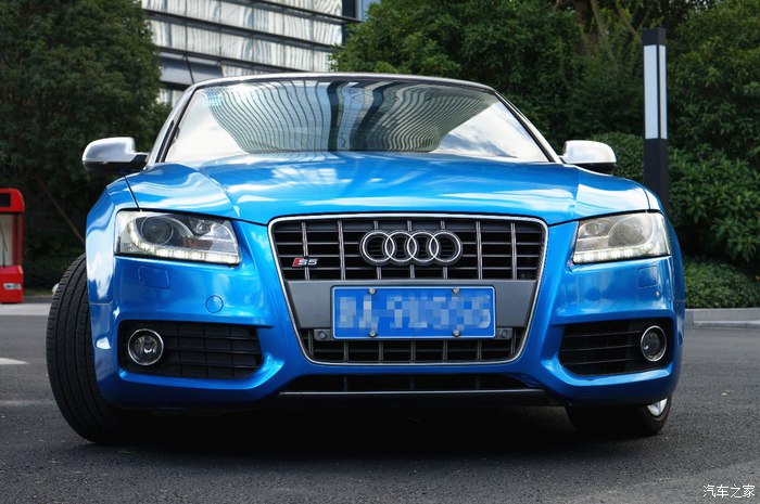 运动感很强新款奥迪s5敞篷版实车,性能和买菜兼顾的2018款奥迪s5