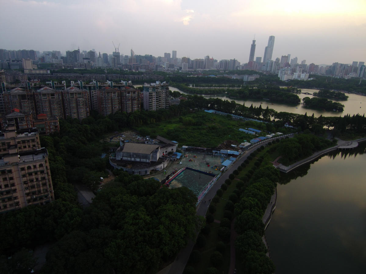 对标大疆m30t的无人机,小米无人机和大疆mini2