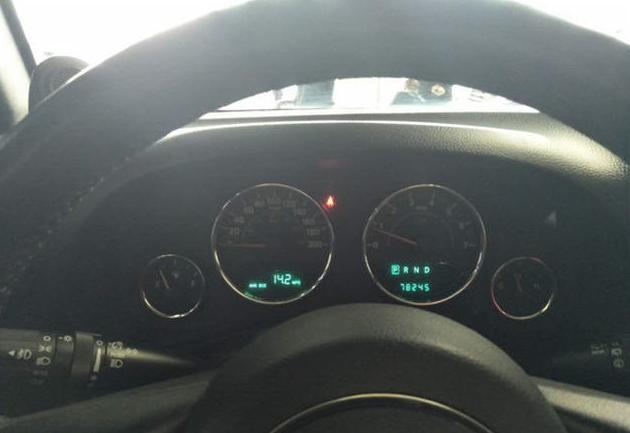 老款吉普牧马人值得买吗,吉普牧马人2.0t原厂越野评测