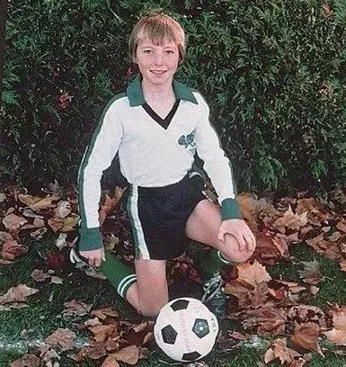 篮球之外NBA球星还擅长啥运动?詹姆斯一只脚踏进NFL!邓肯最全能