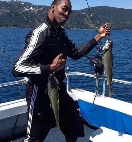 篮球之外NBA球星还擅长啥运动?詹姆斯一只脚踏进NFL!邓肯最全能