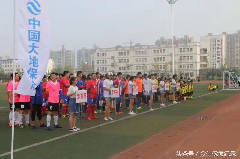 淮滨足球——挥汗绿茵赛场，绽放滨城健儿风采