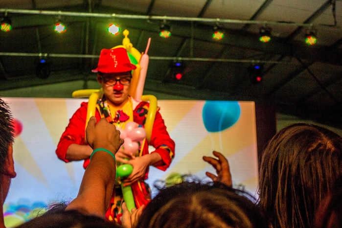 一个、两个非洲友人都晒中暑了,妈妈我要去巴伐利亚避暑