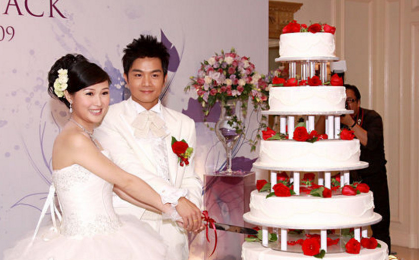 娱乐圈最低调的明星夫妻,10对低调的明星夫妻