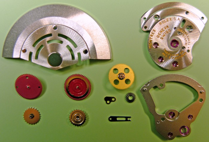 劳力士3135机芯详细数据,劳力士3135机芯对比eta2824机芯