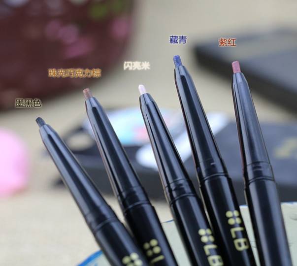 一张毛爷爷就能搞定的10款日本爆款彩妆，怎么能不种草？