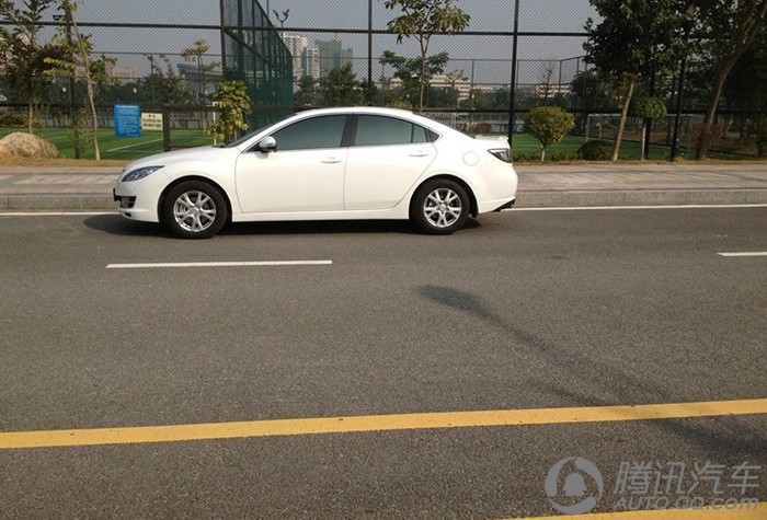 睿翼2.0精英版和豪华版有什么区别,睿翼2015款2.0精英版