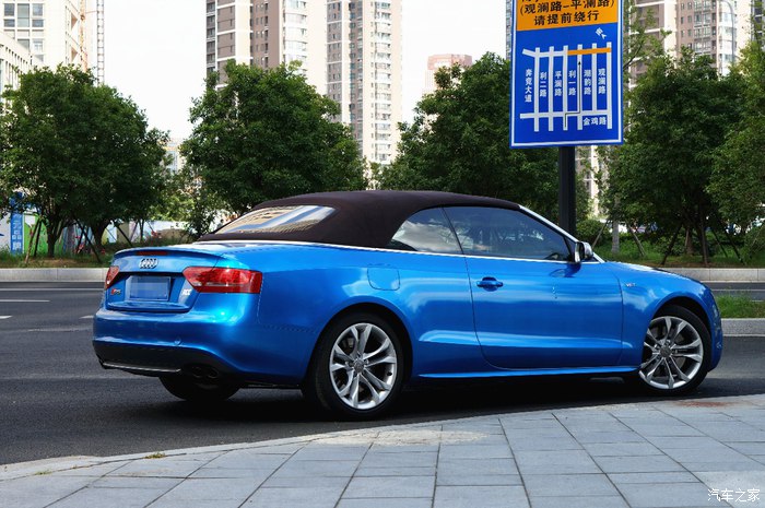 运动感很强新款奥迪s5敞篷版实车,性能和买菜兼顾的2018款奥迪s5