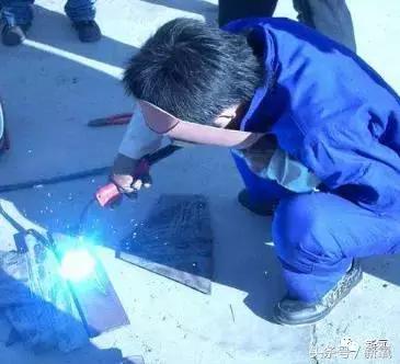 做了个达拉斯隆鼻,假体直接戳到脑门,我是不是和张檬、刘雨欣遇到了同一个医生!