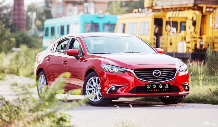 阿特兹油表指针不动,马自达阿特兹油表亮黄灯