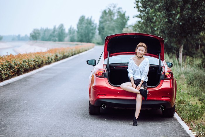 阿特兹油表指针不动,马自达阿特兹油表亮黄灯