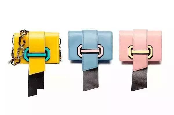 手拎高级感迷你小包包,高级感超迷你小包包