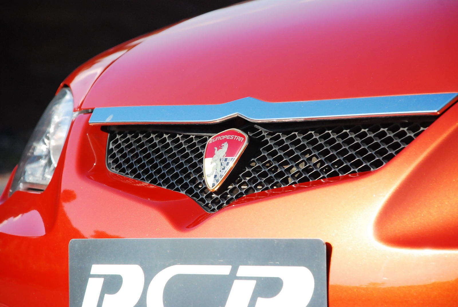 法拉利破产,唯一能跟法拉利硬刚的超跑品牌