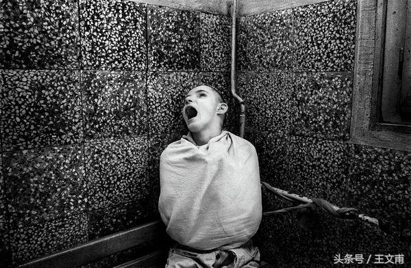 中毒、抑郁、甲基苯丙胺精神病,这些都是吸*毒冰**后的必然结果