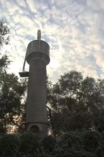 南京火电厂大烟囱,南京火电厂大烟囱夜景