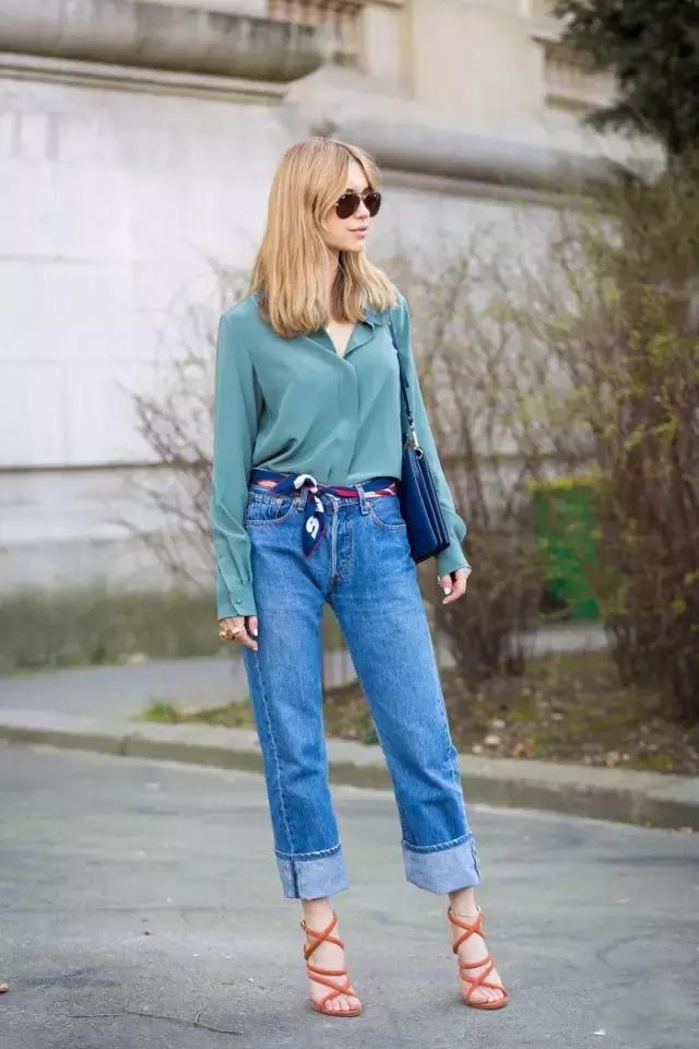 穿牛仔裤扎腰带还是不扎腰带好看,牛仔裤腰太松了有什么好看的腰带