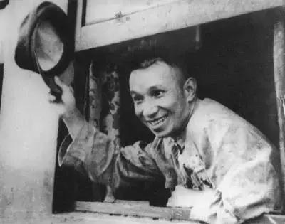 在粟裕身边的日子：从那天起，他再未踏上故土一步