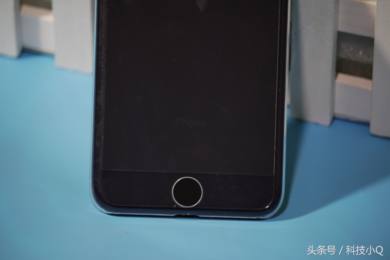 iphone7p玫瑰粉戴透明壳,百元的苹果手机iphone7