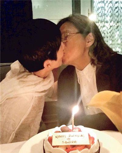 吴君如陈可辛罕见照,吴君如跟陈可辛相濡以沫20年