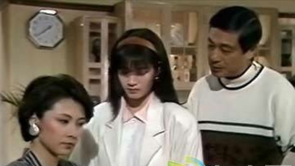 无数人女神,拍*情艳**片未火成麦当劳服务员获赞