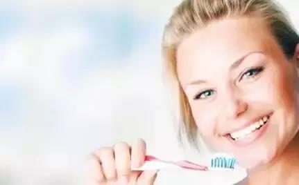 有口臭怎么解决不用药,有口臭应该吃什么药