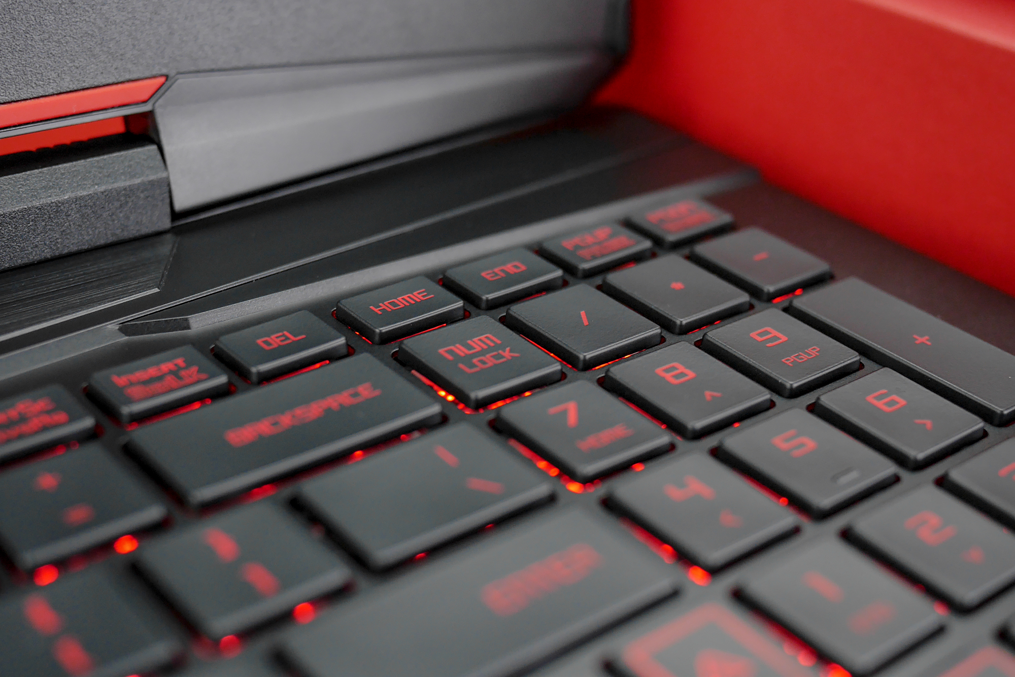 炫龙炎魔t2ti笔记本怎么样,炫龙炎魔t50ti银刃换120赫兹屏幕