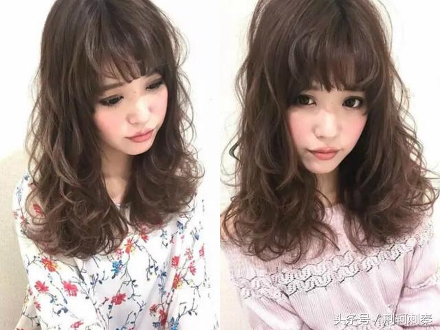 齐肩凌乱卷中长发,波浪卷中长发型图片2018