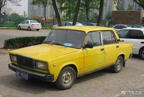 还记得小时候的火车,还记得小时候坐过的摇摇车吗