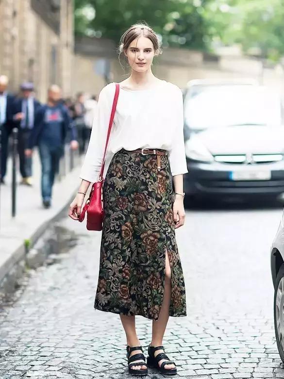 穿牛仔裤扎腰带还是不扎腰带好看,牛仔裤腰太松了有什么好看的腰带