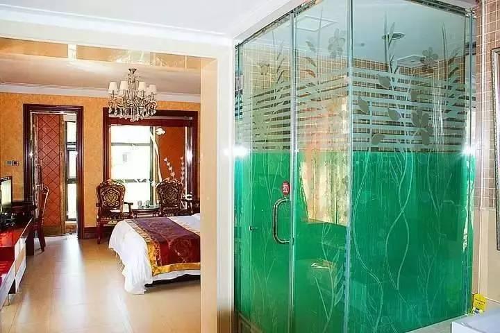 适合冬季泡温泉的药浴,中医建议什么季节泡温泉最合适