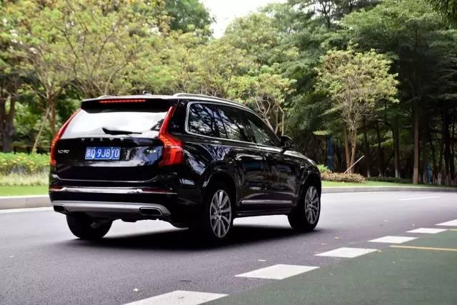 沃尔沃xc902022款试驾视频,沃尔沃xc90t8混动版2022款