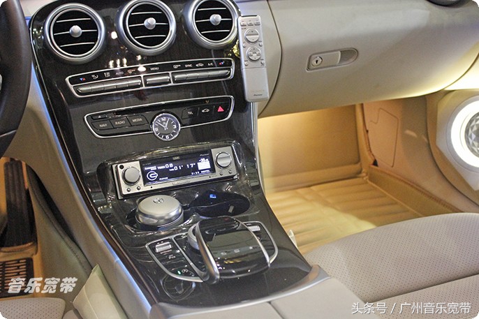 新款奔驰c级改装包围套件,2022奔驰c级音响改装方案