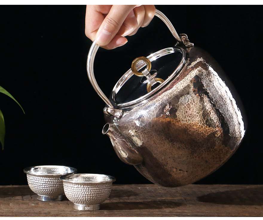 银壶工艺艺术特征,银壶工艺錾刻