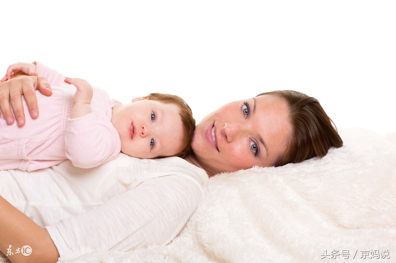 母乳喂养宝宝饱了的表现,母乳喂养吃饱的表现