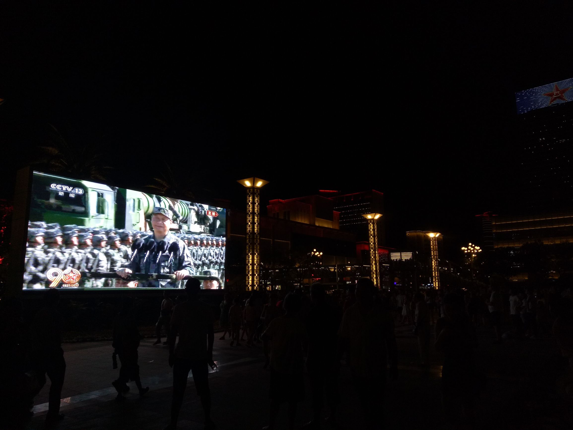 南昌八一广场改造花了多少钱,南昌市八一广场改造工程