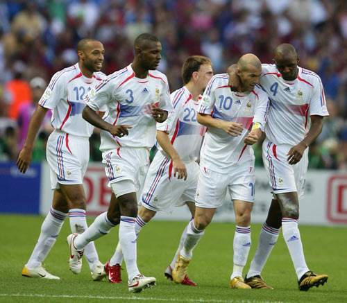 2006年世界杯决赛是哪一天,2006年世界杯法国对巴西完整比赛