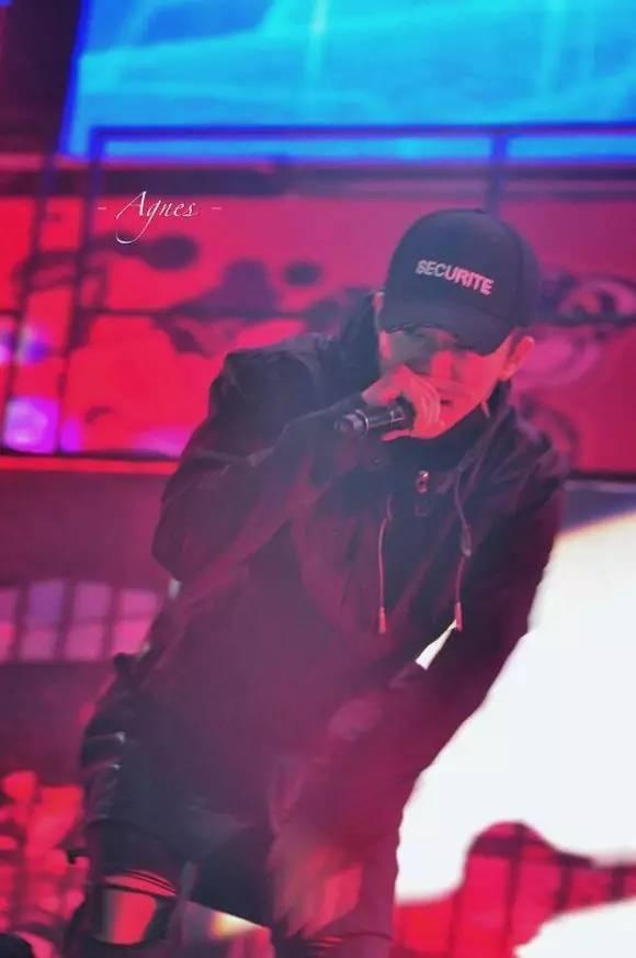 中国有嘻哈决赛红花会等待,中国有嘻哈红花会表演