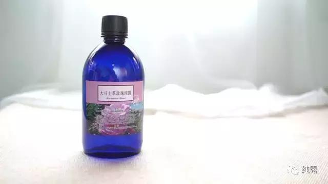 茶树纯露的功效与作用,蓝莲花纯露的功效与作用