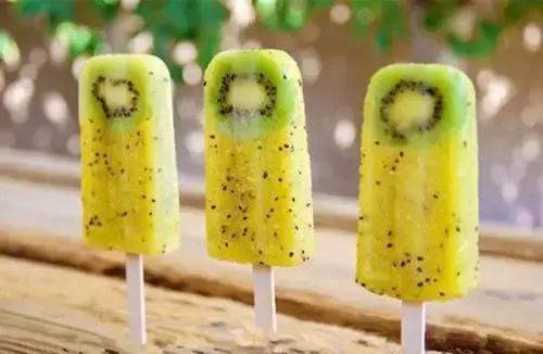 爱吃冰淇淋的你是否遇见嘴甜的那个ta