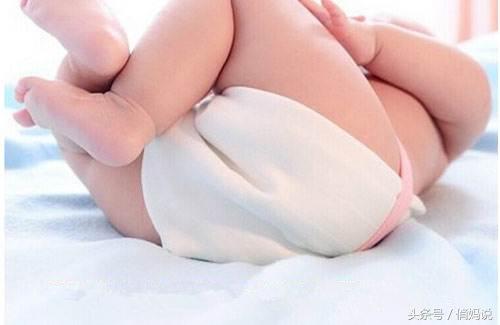 孩子用纸尿裤屁屁红怎么办,宝宝屁屁红红的是因为尿布吗