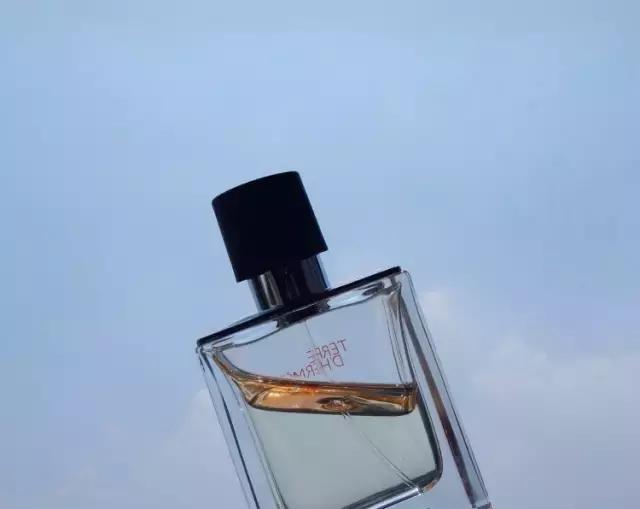 那尼?你最爱的香水,男人居然觉得是风油精?!