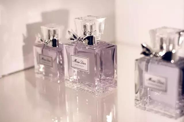 那尼?你最爱的香水,男人居然觉得是风油精?!