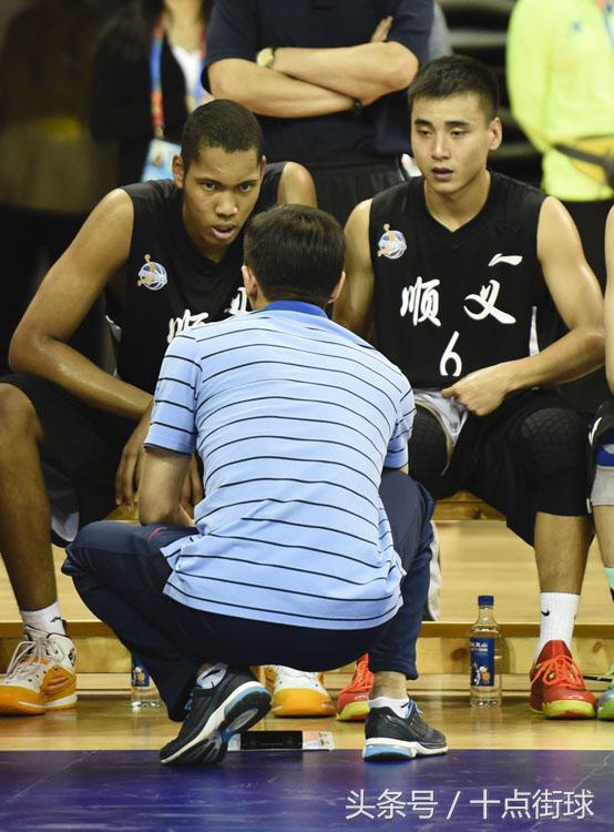 现役中国男篮黑混血球员,中国混血篮球运动员有几个