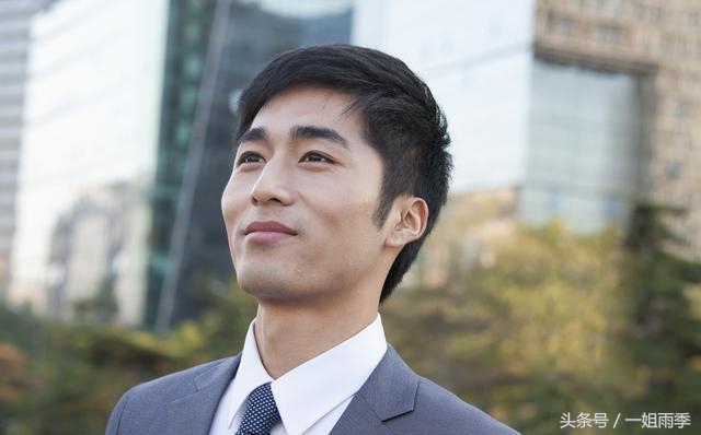 在职场混需要知道的技巧,职场女性穿西服气质