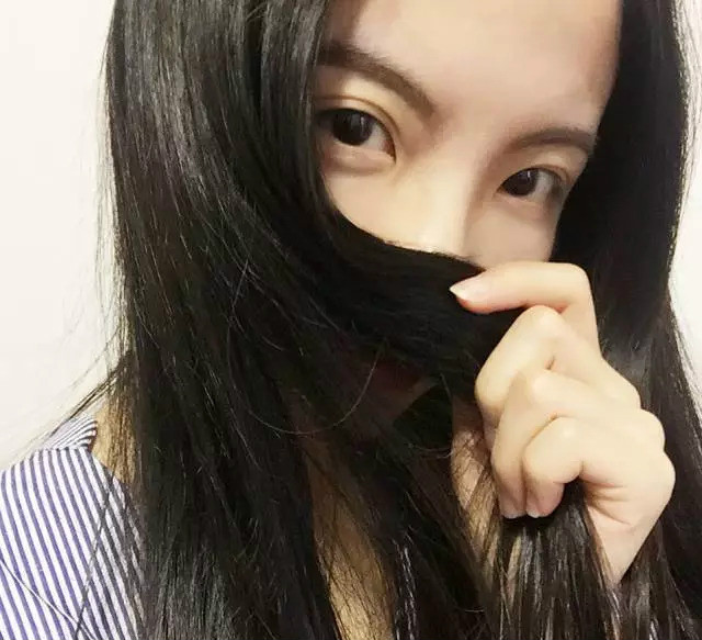 我是让你看项链,不是胸……