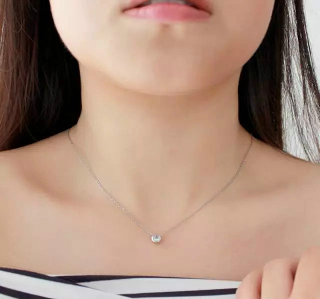 我是让你看项链,不是胸……